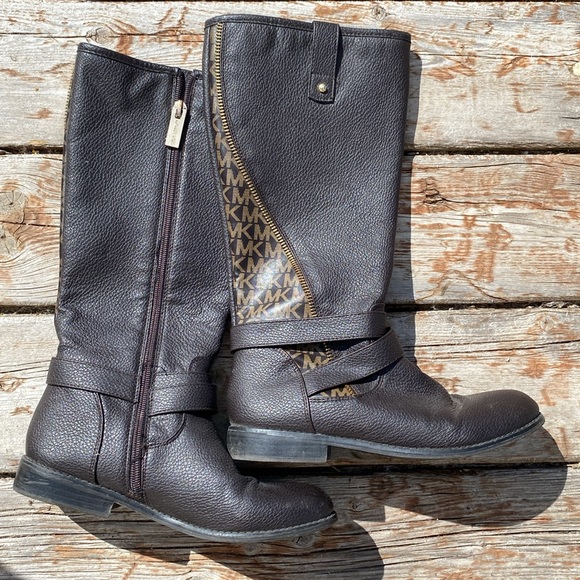 Kids Michael Kors boots. Worn once. - Picture 2 of 6